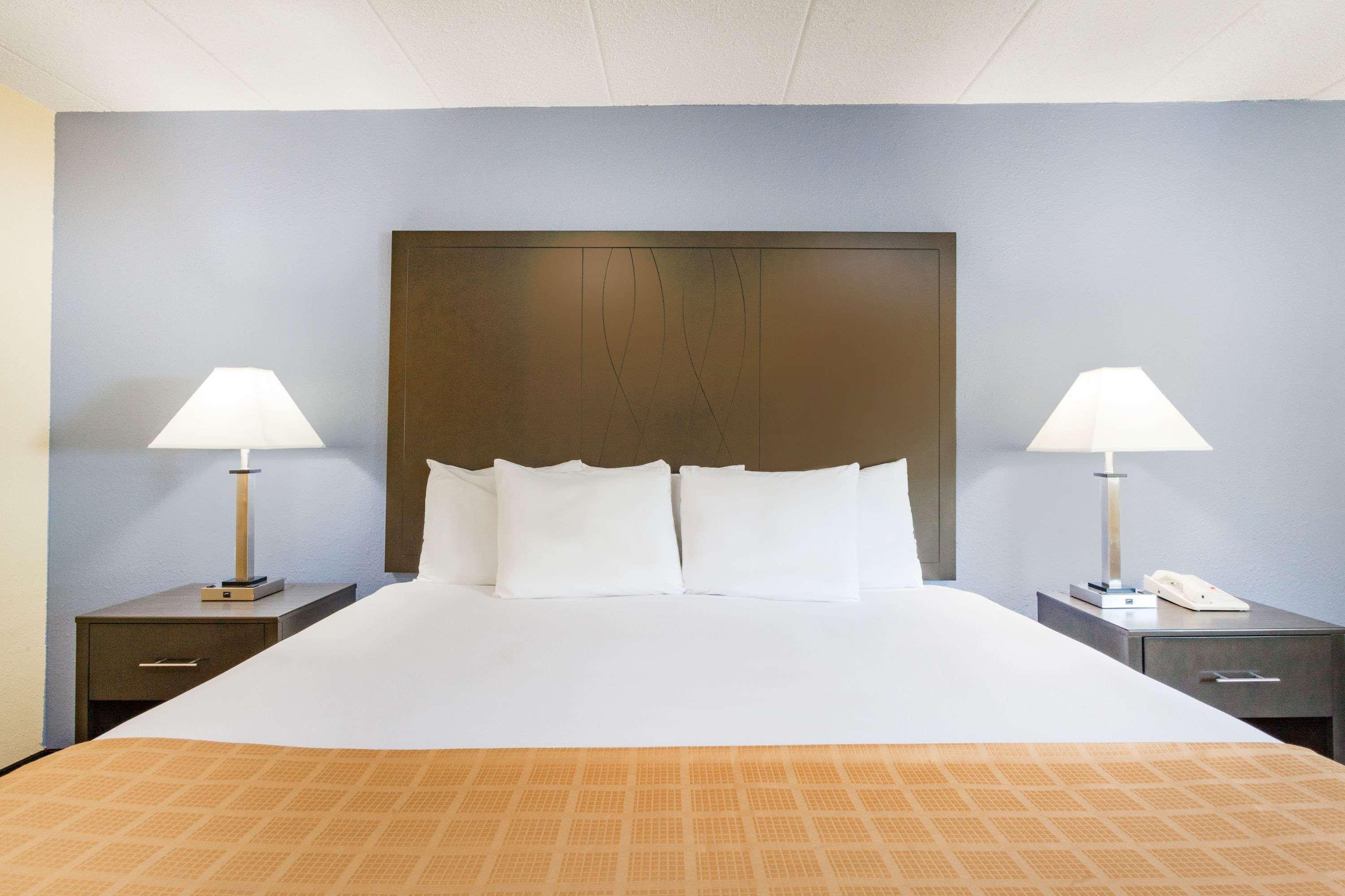 Days By Wyndham Barre Hotel Wilkes-Barre